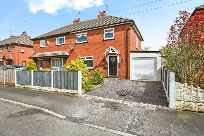 3 Bedroom Semi Detached House For Sale In Holt Crescent, Billinge, Wigan, Merseyside, WN5