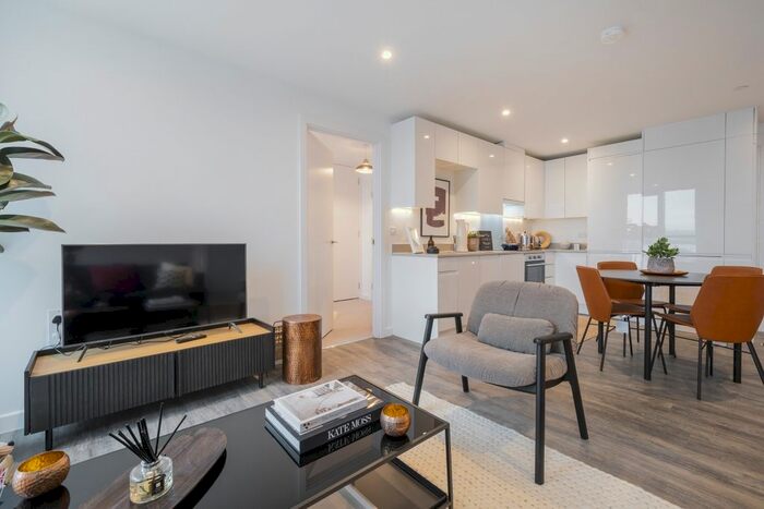 2 Bedroom Flat To Rent In Strand Street, Liverpool, L1