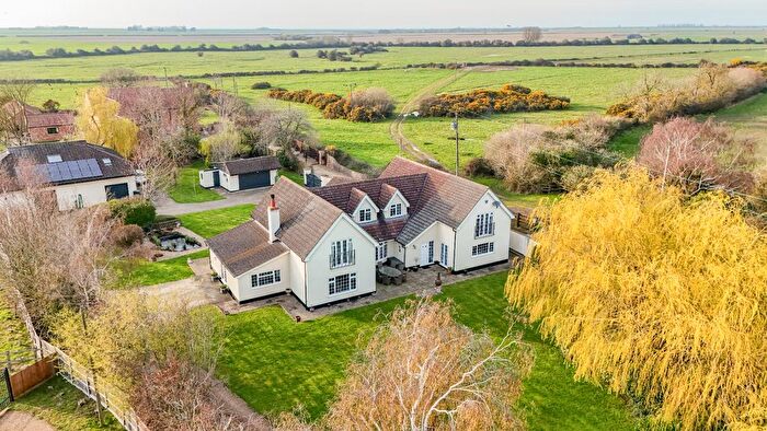 4 Bedroom Detached House For Sale In Gate House Lane, North Wootton, PE30