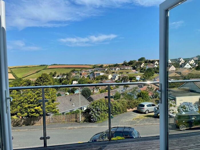 4 Bedroom Property To Rent In Park Rise, Salcombe, TQ8