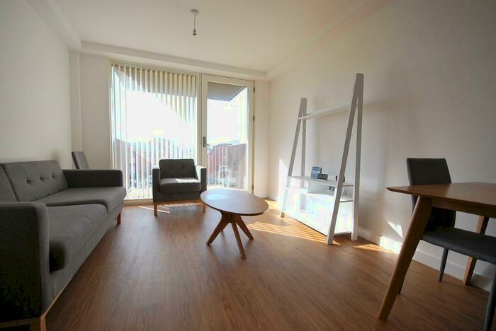 2 Bedroom Apartment To Rent In Leaf Street, Manchester, M15