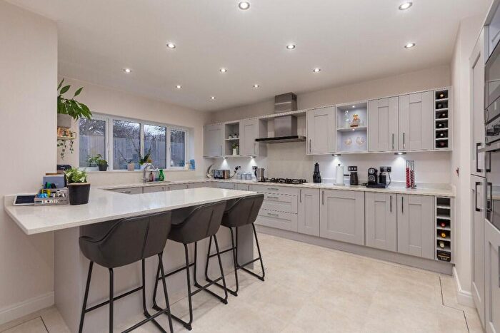 5 Bedroom Detached House For Sale In Partridge Close, Poulton-Le-Fylde, Lancashire, FY6