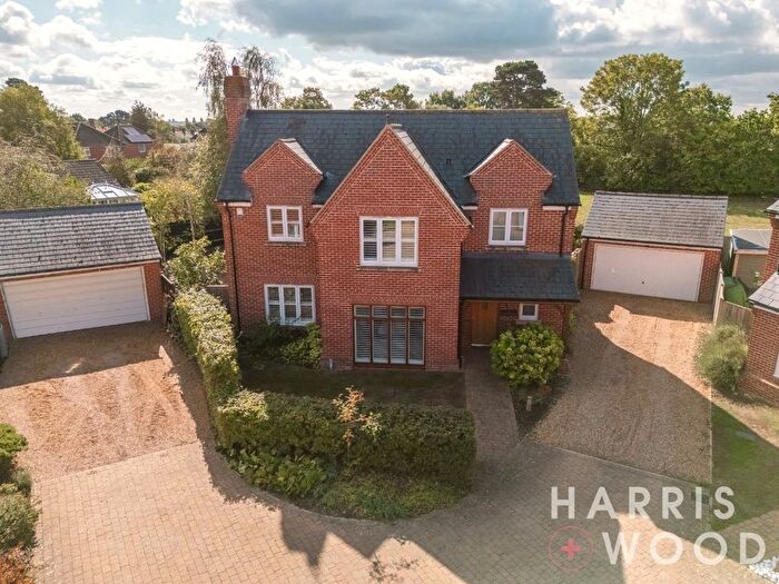 4 Bedroom Detached House For Sale In Braiswick Lane, Mile End, Colchester, Essex, CO4