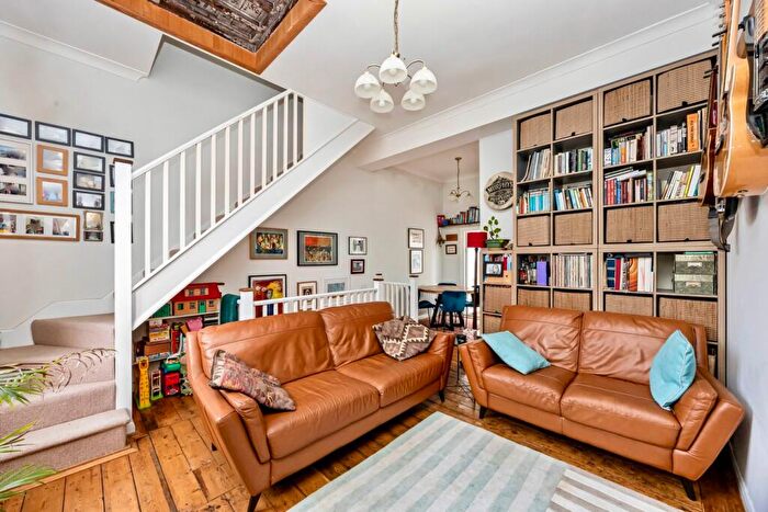 3 Bedroom Terraced House For Sale In Foundry Street, Brighton, BN1