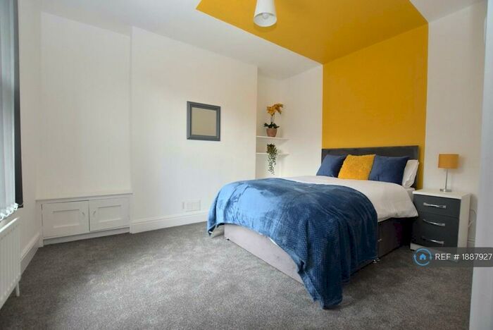 5 Bedroom Semi-Detached House To Rent In Pybus Street, Derby, DE22