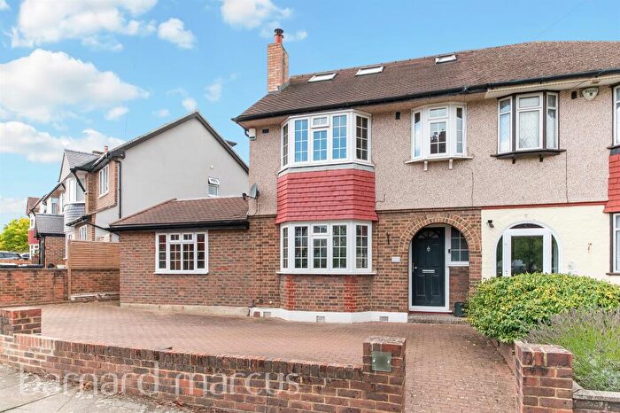 4 Bedroom Semi-Detached House For Sale In Thurleston Avenue, Morden, SM4