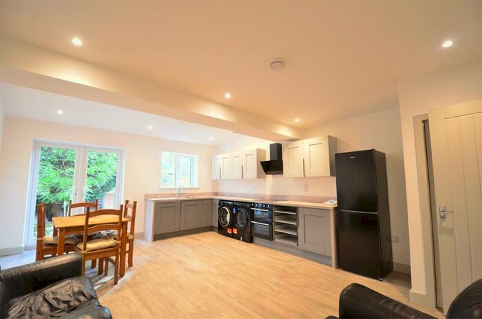 4 Bedroom Terraced House To Rent In Quinton Road Harborne, B17