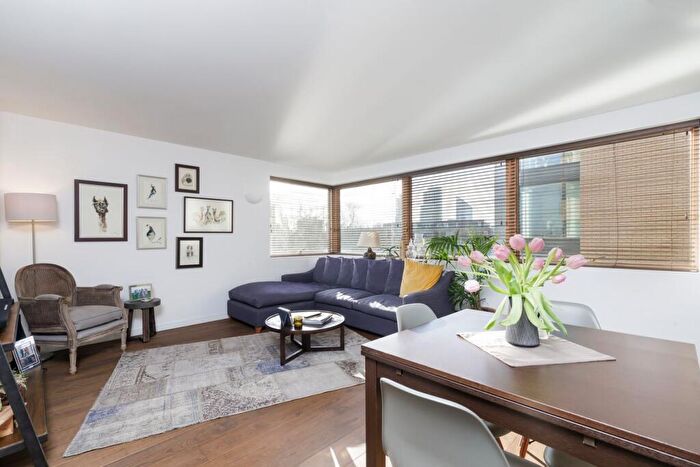 1 Bedroom Apartment For Sale In Poole Street, London, N1