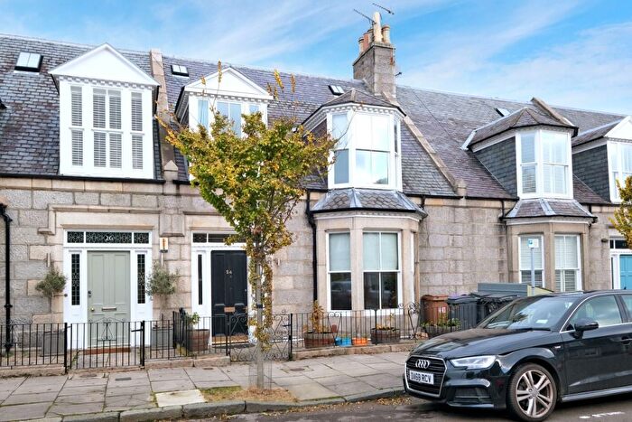 3 Bedroom Terraced House To Rent In Osborne Place, West End, Aberdeen, AB25