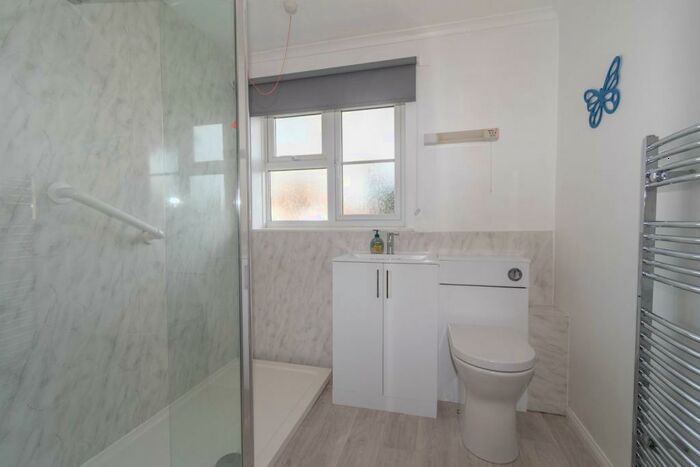2 Bedroom Detached Bungalow For Sale In Fayregreen, Fakenham, NR21