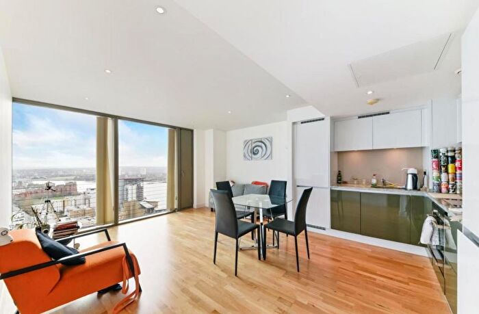 1 Bedroom Flat To Rent In Marsh Wall, London, E14