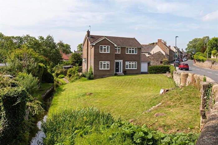 4 Bedroom Detached House For Sale In Silver Street, Barton, Richmond, DL10
