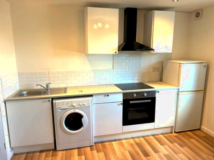 1 Bedroom Apartment To Rent In Eccleston Court, Ellerslie Avenue, Rainhill, L35