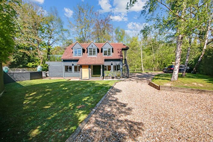 3 Bedroom Detached House For Sale In Turners Hill Road, Crawley Down, RH10