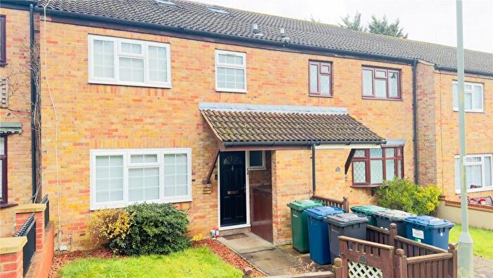 4 Bedroom House To Rent In Moorlands Avenue, Mill Hill, London, NW7