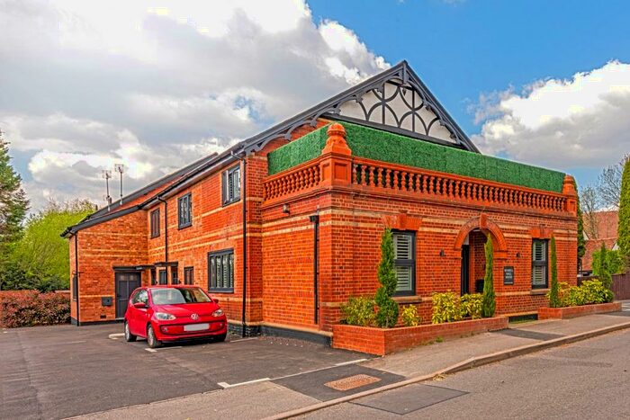 2 Bedroom Mews To Rent In Scotland Hill, Sandhurst, GU47