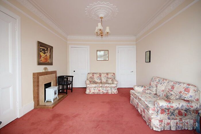 1 Bedroom Flat For Sale In Flat /, Battery Place, Rothesay, PA20