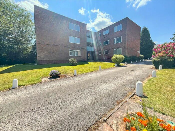 2 Bedroom Apartment To Rent In Blackberry Lane, Sutton Coldfield, West Midlands, B74
