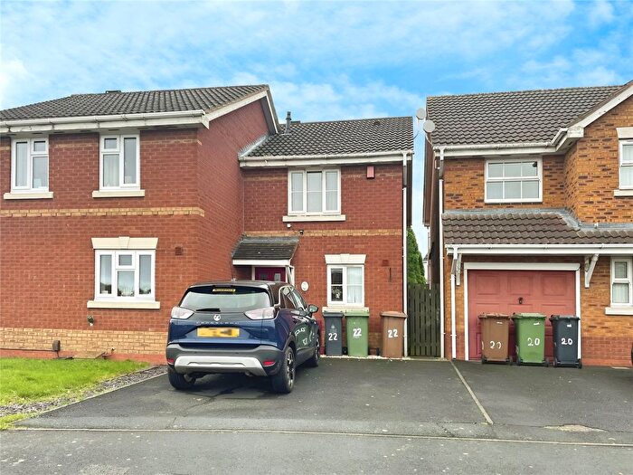 2 Bedroom Semi-Detached House To Rent In Burgh Way, Walsall, West Midlands, WS2