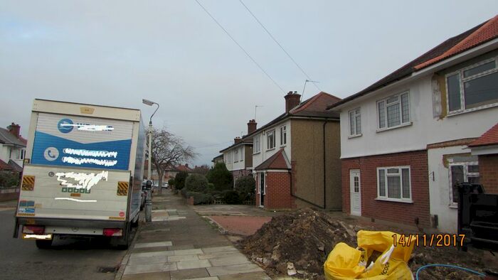 3 Bedroom Semi-Detached House To Rent In Derwent Drive, Hayes UB4