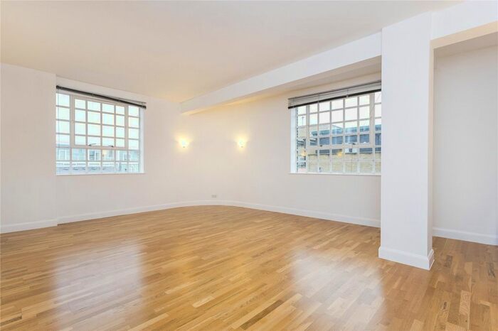 2 Bedroom Flat To Rent In Gainsford Street, London, SE1