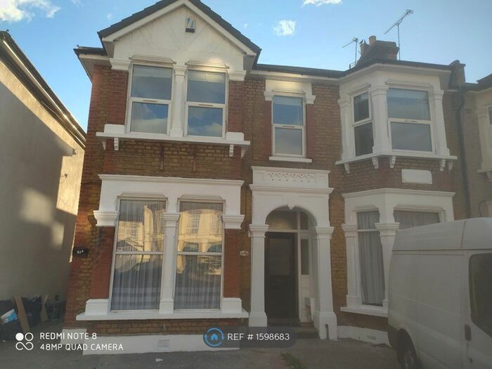 1 Bedroom Flat To Rent In Ilford, Ilford, IG1