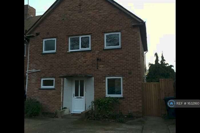 3 Bedroom End Of Terrace House To Rent In Yates Avenue, Rugby, CV21