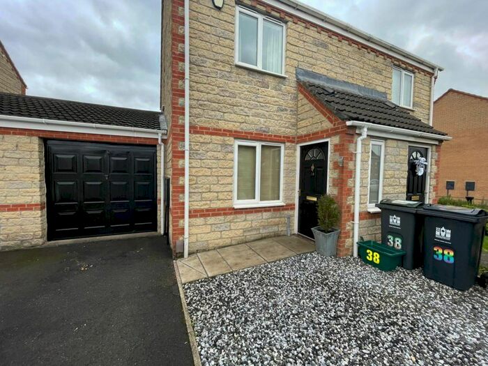 2 Bedroom Property To Rent In Chestnut Drive, Darlington, DL1