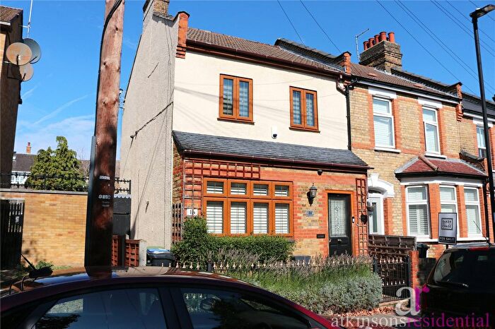 2 Bedroom End Of Terrace House For Sale In Brigadier Avenue, Enfield, Middlesex, EN2