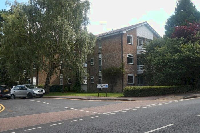 1 Bedroom Flat To Rent In Upton Lodge Close, Bushey, Hertfordshire, WD23