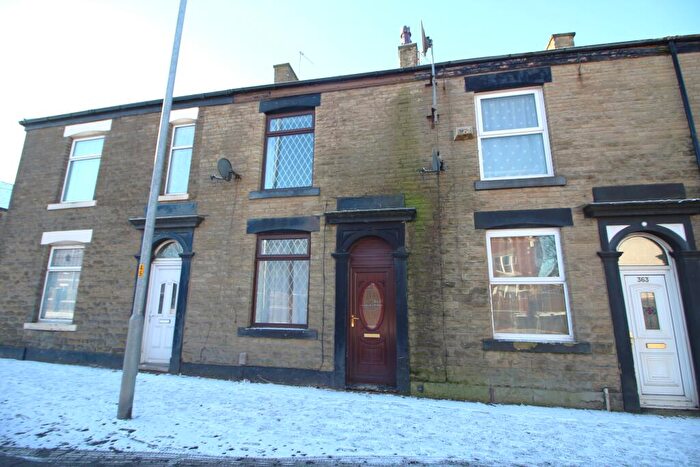 2 Bedroom Terraced House To Rent In Rochdale Road, Shaw, OL2