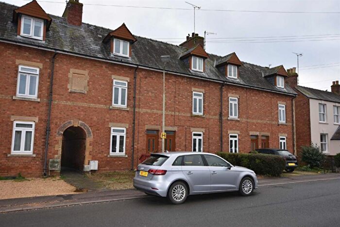 3 Bedroom Terraced House To Rent In Charlton Terrace, Evenlode Road, Moreton-in-Marsh, GL56