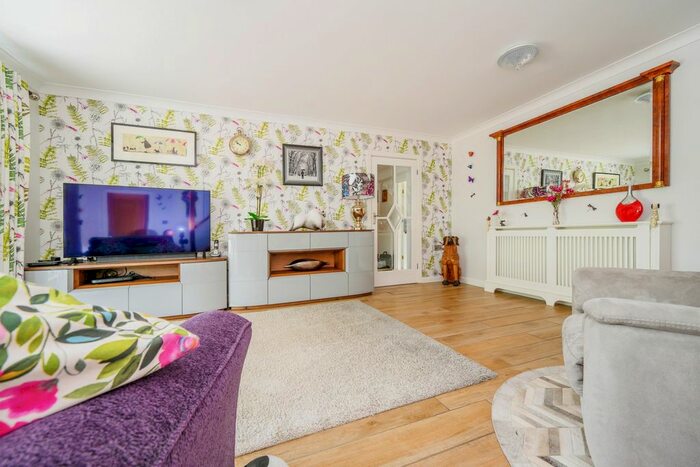3 Bedroom Bungalow For Sale In Hatherton Road, Cannock, Staffordshire, WS11