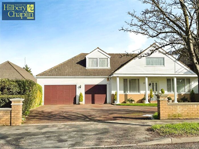 4 Bedroom Detached House For Sale In Wingletye Lane, Hornchurch, RM11