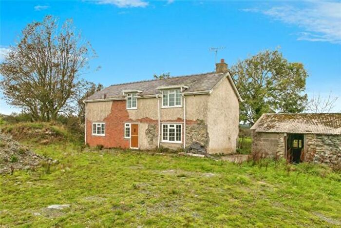 3 Bedroom Detached House For Sale In Cefn Bychan Niwbwrch, Llanfairpwllgwyngyll, LL61