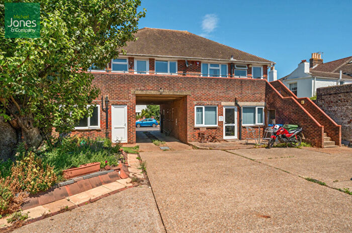 2 Bedroom Flat To Rent In Mill Lane, Shoreham By Sea, West Sussex, BN43