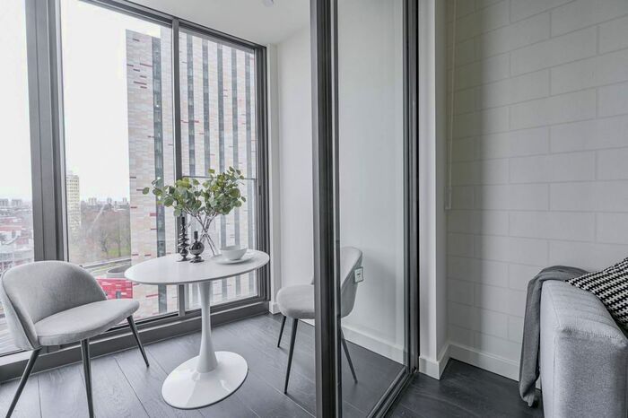 1 Bedroom Flat To Rent In Bondway, Nine Elms, London, SW8