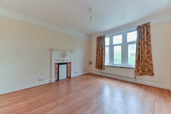 2 Bedroom Flat To Rent In Havelock Road, East Croydon, Croydon, CR0