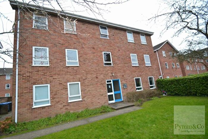 2 Bedroom Flat To Rent In Howard Mews, Norwich, NR3