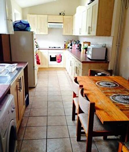 6 Bedroom House To Rent In Teversal Avenue, Lenton, East Midlands, NG7