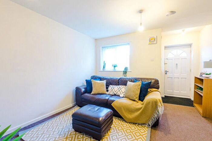 1 Bedroom Terraced House To Rent In Saturn Grove, Salford, M6