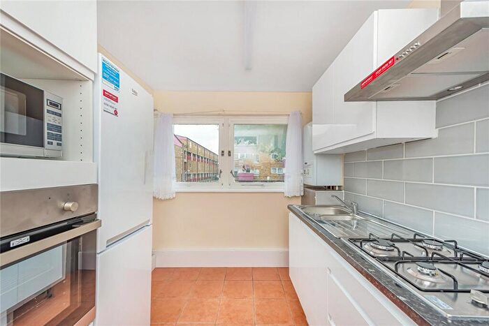 1 Bedroom Apartment To Rent In Camber House, Lovelinch Close, London, SE15