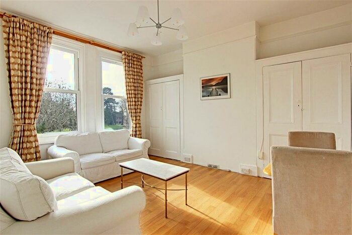 1 Bedroom Flat To Rent In Woodside Lane, Woodside Park, N12