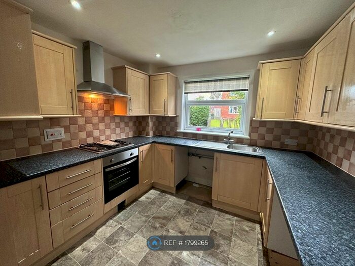 3 Bedroom End Of Terrace House To Rent In Parbold Court, Widnes, WA8