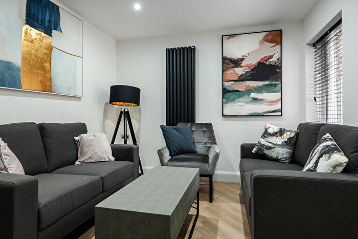 6 Bedroom Terraced House To Rent In Edinburgh Road, Liverpool, Merseyside, L7