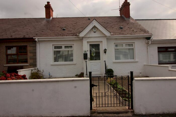 2 Bedroom Bungalow For Sale In Warren Park Drive, Lisburn, County Down, BT28