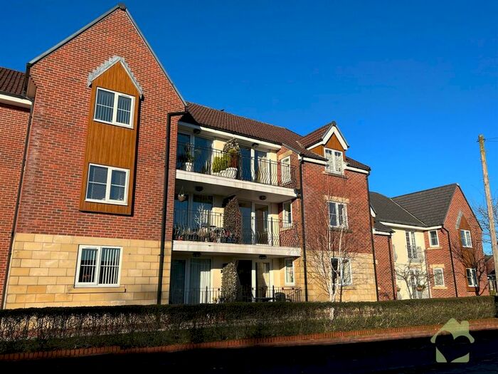 2 Bedroom Flat To Rent In Nailers Green, Greenmount, Bury, BL8