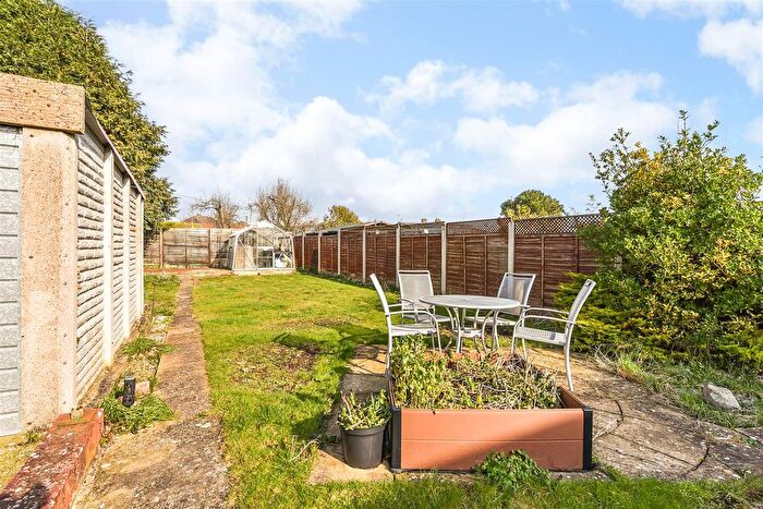 2 Bedroom Semi-Detached Bungalow For Sale In The Crescent, Andover, SP10