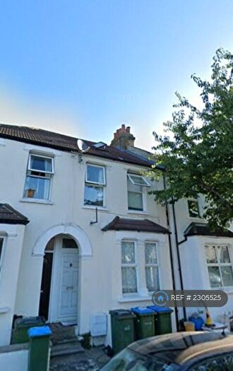 1 Bedroom Flat To Rent In Marmadon Road, London, SE18