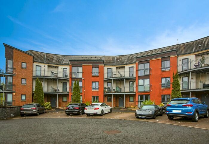 2 Bedroom Flat To Rent In Kaims Terrace, Livingston, West Lothian, EH54